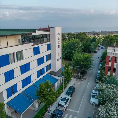 Arnil Velipojë